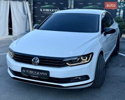 Білий Фольксваген Пассат, об'ємом двигуна 1.97 л та пробігом 174 тис. км за 21500 $, фото 23 на Automoto.ua
