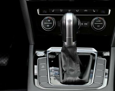 Белый Фольксваген Пассат, объемом двигателя 1.8 л и пробегом 200 тыс. км за 9800 $, фото 19 на Automoto.ua