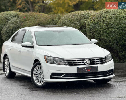 Белый Фольксваген Пассат, объемом двигателя 1.8 л и пробегом 233 тыс. км за 11900 $, фото 1 на Automoto.ua