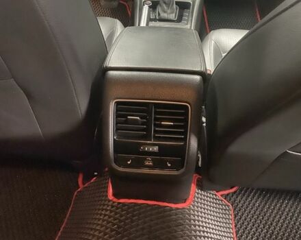 Белый Фольксваген Пассат, объемом двигателя 1.8 л и пробегом 207 тыс. км за 12500 $, фото 10 на Automoto.ua