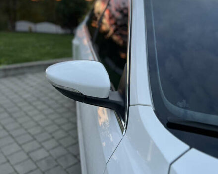 Белый Фольксваген Пассат, объемом двигателя 1.8 л и пробегом 137 тыс. км за 11900 $, фото 17 на Automoto.ua