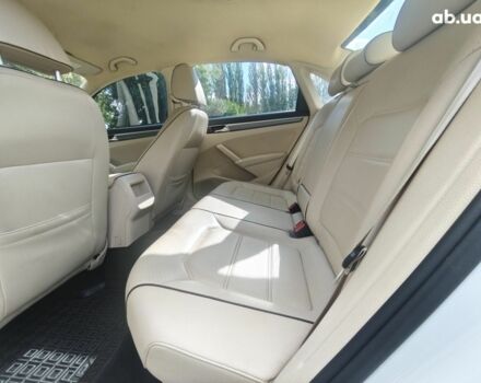 Белый Фольксваген Пассат, объемом двигателя 1.8 л и пробегом 80 тыс. км за 12000 $, фото 12 на Automoto.ua