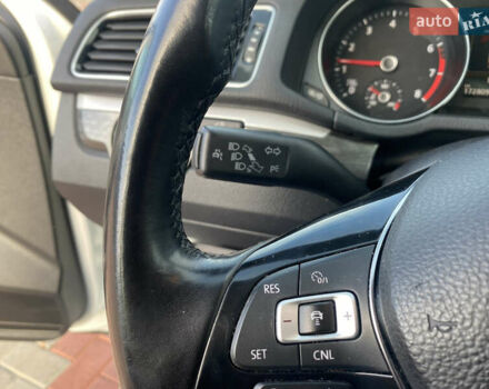 Белый Фольксваген Пассат, объемом двигателя 1.8 л и пробегом 171 тыс. км за 15100 $, фото 16 на Automoto.ua