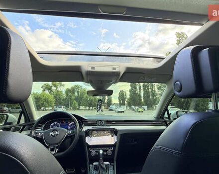 Белый Фольксваген Пассат, объемом двигателя 2 л и пробегом 138 тыс. км за 23900 $, фото 25 на Automoto.ua