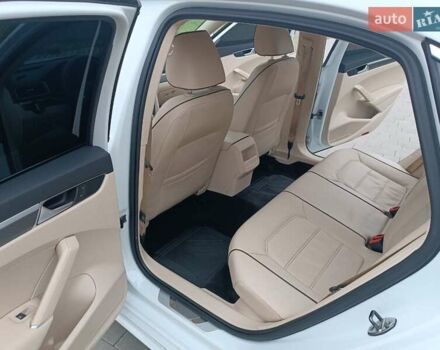 Белый Фольксваген Пассат, объемом двигателя 1.8 л и пробегом 161 тыс. км за 13499 $, фото 22 на Automoto.ua