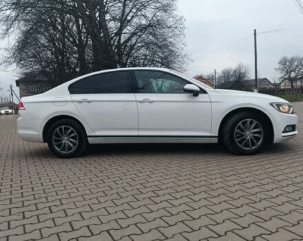 Білий Фольксваген Пассат, об'ємом двигуна 2 л та пробігом 223 тис. км за 16990 $, фото 2 на Automoto.ua