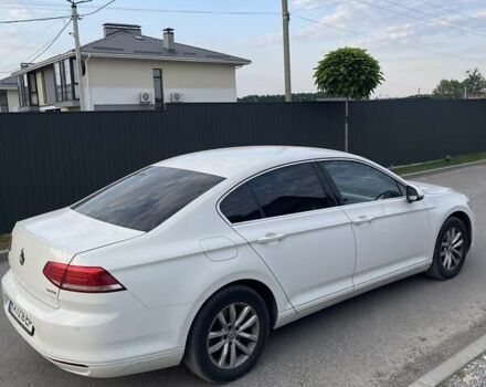 Белый Фольксваген Пассат, объемом двигателя 2 л и пробегом 175 тыс. км за 21500 $, фото 2 на Automoto.ua