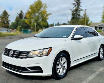 Білий Фольксваген Пассат, об'ємом двигуна 1.8 л та пробігом 90 тис. км за 10000 $, фото 2 на Automoto.ua