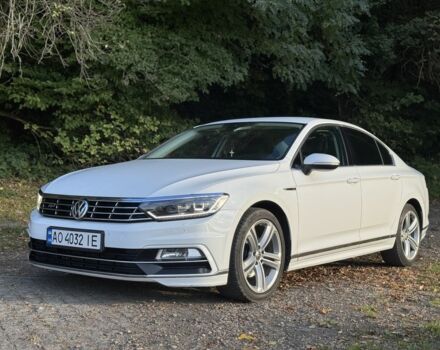 Белый Фольксваген Пассат, объемом двигателя 2 л и пробегом 241 тыс. км за 16800 $, фото 5 на Automoto.ua