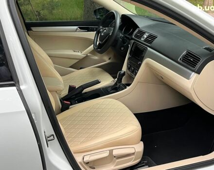 Білий Фольксваген Пассат, об'ємом двигуна 1.8 л та пробігом 162 тис. км за 12940 $, фото 25 на Automoto.ua