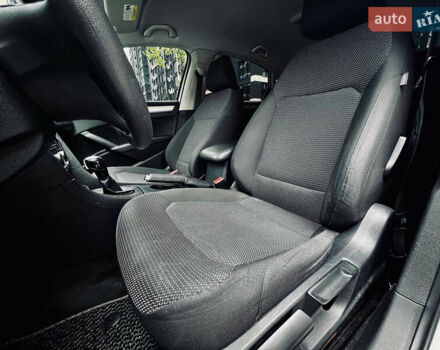 Білий Фольксваген Пассат, об'ємом двигуна 1.8 л та пробігом 214 тис. км за 11700 $, фото 24 на Automoto.ua