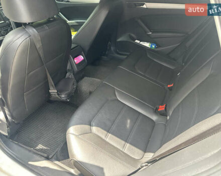 Белый Фольксваген Пассат, объемом двигателя 1.8 л и пробегом 36 тыс. км за 15500 $, фото 6 на Automoto.ua