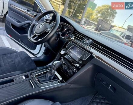 Білий Фольксваген Пассат, об'ємом двигуна 1.97 л та пробігом 174 тис. км за 21500 $, фото 45 на Automoto.ua