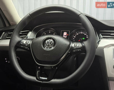 Белый Фольксваген Пассат, объемом двигателя 2 л и пробегом 230 тыс. км за 14900 $, фото 30 на Automoto.ua