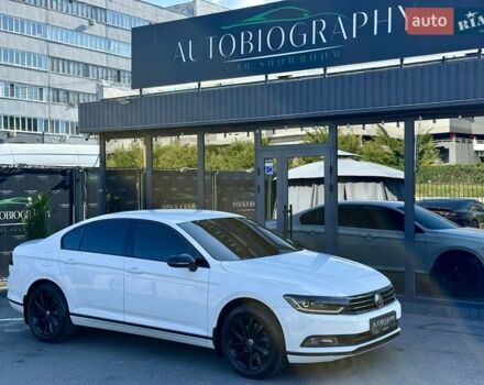 Білий Фольксваген Пассат, об'ємом двигуна 1.97 л та пробігом 174 тис. км за 21500 $, фото 5 на Automoto.ua