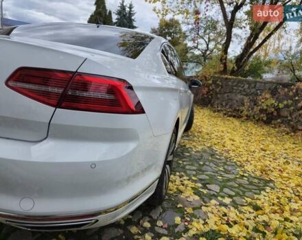 Белый Фольксваген Пассат, объемом двигателя 1.8 л и пробегом 255 тыс. км за 18200 $, фото 2 на Automoto.ua