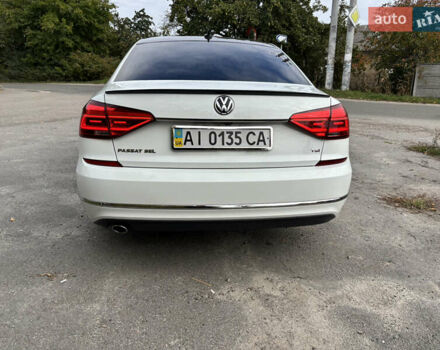 Белый Фольксваген Пассат, объемом двигателя 1.8 л и пробегом 174 тыс. км за 17300 $, фото 5 на Automoto.ua