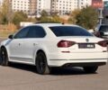 Білий Фольксваген Пассат, об'ємом двигуна 1.8 л та пробігом 164 тис. км за 12000 $, фото 25 на Automoto.ua