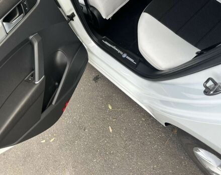 Белый Фольксваген Пассат, объемом двигателя 1.8 л и пробегом 107 тыс. км за 286 $, фото 8 на Automoto.ua