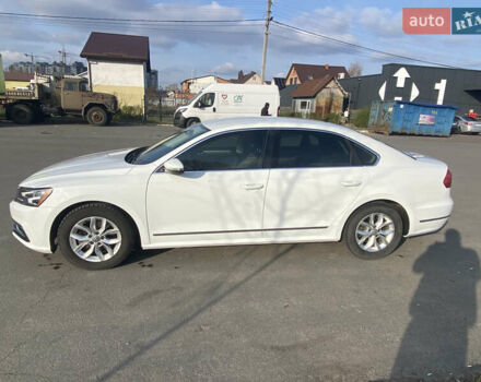 Білий Фольксваген Пассат, об'ємом двигуна 1.8 л та пробігом 240 тис. км за 10200 $, фото 8 на Automoto.ua