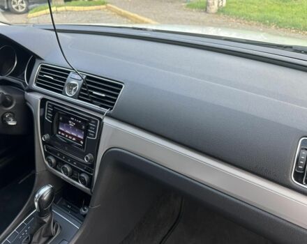 Белый Фольксваген Пассат, объемом двигателя 1.8 л и пробегом 107 тыс. км за 286 $, фото 17 на Automoto.ua