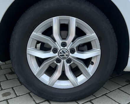 Белый Фольксваген Пассат, объемом двигателя 1.8 л и пробегом 137 тыс. км за 11900 $, фото 13 на Automoto.ua