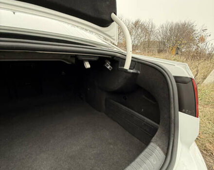 Белый Фольксваген Пассат, объемом двигателя 1.97 л и пробегом 260 тыс. км за 14500 $, фото 26 на Automoto.ua