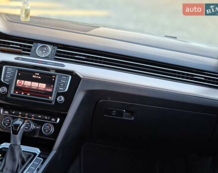 Белый Фольксваген Пассат, объемом двигателя 1.97 л и пробегом 307 тыс. км за 16999 $, фото 69 на Automoto.ua