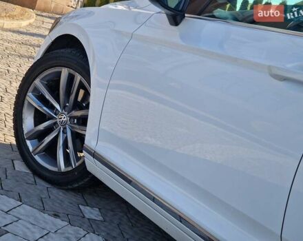 Белый Фольксваген Пассат, объемом двигателя 1.97 л и пробегом 307 тыс. км за 16999 $, фото 38 на Automoto.ua