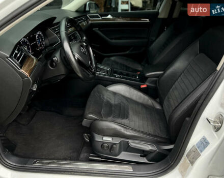 Білий Фольксваген Пассат, об'ємом двигуна 1.4 л та пробігом 248 тис. км за 14500 $, фото 6 на Automoto.ua