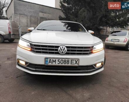 Белый Фольксваген Пассат, объемом двигателя 1.8 л и пробегом 182 тыс. км за 13500 $, фото 3 на Automoto.ua