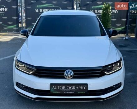 Білий Фольксваген Пассат, об'ємом двигуна 1.97 л та пробігом 174 тис. км за 21500 $, фото 1 на Automoto.ua