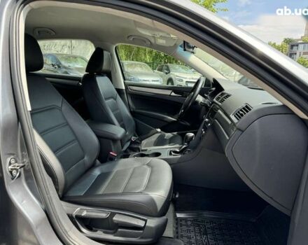 Белый Фольксваген Пассат, объемом двигателя 2 л и пробегом 125 тыс. км за 9500 $, фото 2 на Automoto.ua