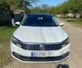 Белый Фольксваген Пассат, объемом двигателя 1.8 л и пробегом 173 тыс. км за 10500 $, фото 1 на Automoto.ua