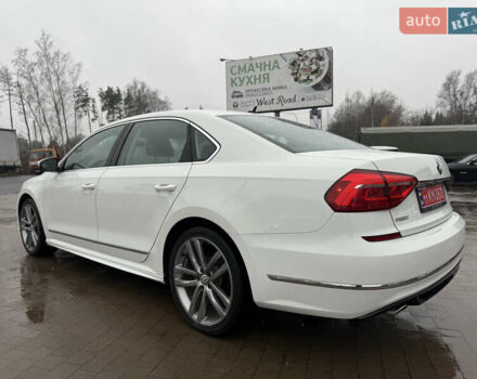 Белый Фольксваген Пассат, объемом двигателя 1.8 л и пробегом 147 тыс. км за 12399 $, фото 3 на Automoto.ua