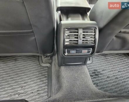 Белый Фольксваген Пассат, объемом двигателя 1.8 л и пробегом 255 тыс. км за 18200 $, фото 27 на Automoto.ua