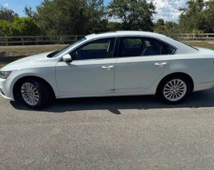 Белый Фольксваген Пассат, объемом двигателя 1.8 л и пробегом 73 тыс. км за 2500 $, фото 3 на Automoto.ua