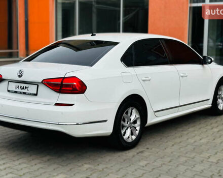 Белый Фольксваген Пассат, объемом двигателя 1.8 л и пробегом 205 тыс. км за 9100 $, фото 4 на Automoto.ua