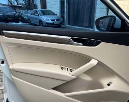 Білий Фольксваген Пассат, об'ємом двигуна 1.8 л та пробігом 119 тис. км за 14000 $, фото 6 на Automoto.ua