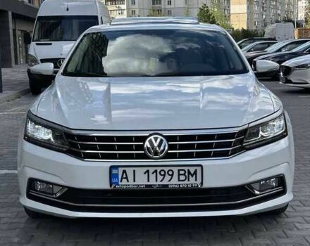 Білий Фольксваген Пассат, об'ємом двигуна 1.8 л та пробігом 110 тис. км за 8000 $, фото 2 на Automoto.ua