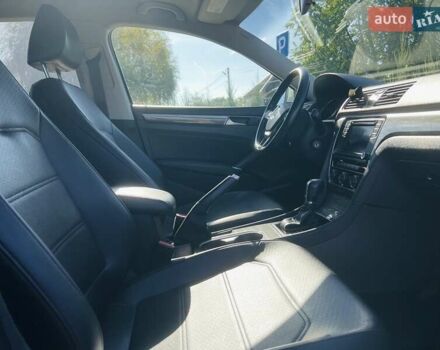 Белый Фольксваген Пассат, объемом двигателя 1.8 л и пробегом 113 тыс. км за 12000 $, фото 7 на Automoto.ua