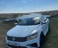Белый Фольксваген Пассат, объемом двигателя 1.8 л и пробегом 155 тыс. км за 15000 $, фото 1 на Automoto.ua