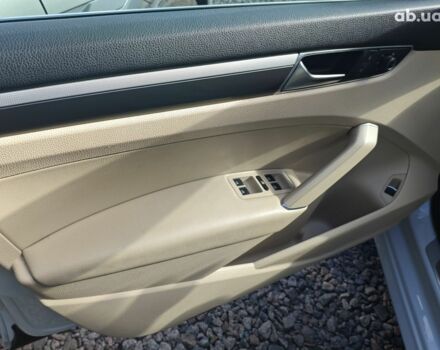 Белый Фольксваген Пассат, объемом двигателя 1.8 л и пробегом 80 тыс. км за 12000 $, фото 9 на Automoto.ua