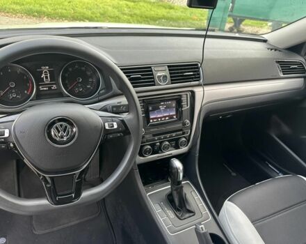 Белый Фольксваген Пассат, объемом двигателя 1.8 л и пробегом 107 тыс. км за 286 $, фото 10 на Automoto.ua