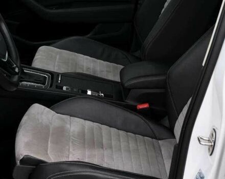 Белый Фольксваген Пассат, объемом двигателя 1.8 л и пробегом 200 тыс. км за 9800 $, фото 8 на Automoto.ua