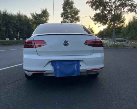 Білий Фольксваген Пассат, об'ємом двигуна 2 л та пробігом 73 тис. км за 8500 $, фото 5 на Automoto.ua