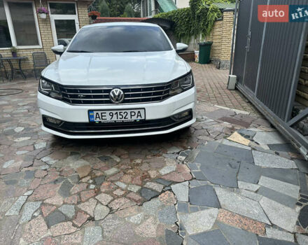 Белый Фольксваген Пассат, объемом двигателя 1.8 л и пробегом 36 тыс. км за 15500 $, фото 1 на Automoto.ua