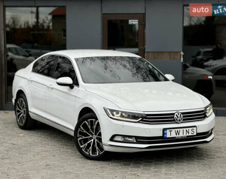 Білий Фольксваген Пассат, об'ємом двигуна 1.4 л та пробігом 248 тис. км за 14500 $, фото 2 на Automoto.ua