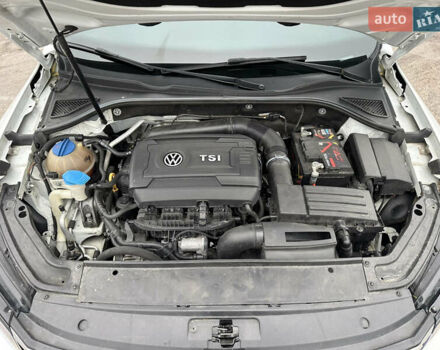 Белый Фольксваген Пассат, объемом двигателя 1.8 л и пробегом 193 тыс. км за 11500 $, фото 31 на Automoto.ua