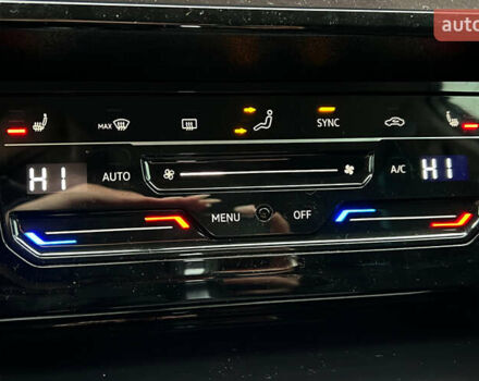 Белый Фольксваген Пассат, объемом двигателя 1.97 л и пробегом 196 тыс. км за 16990 $, фото 16 на Automoto.ua